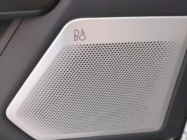 Photo of 2025 Oxford White Ford F-150