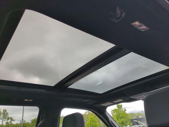 Photo of 2025 Oxford White Ford F-150