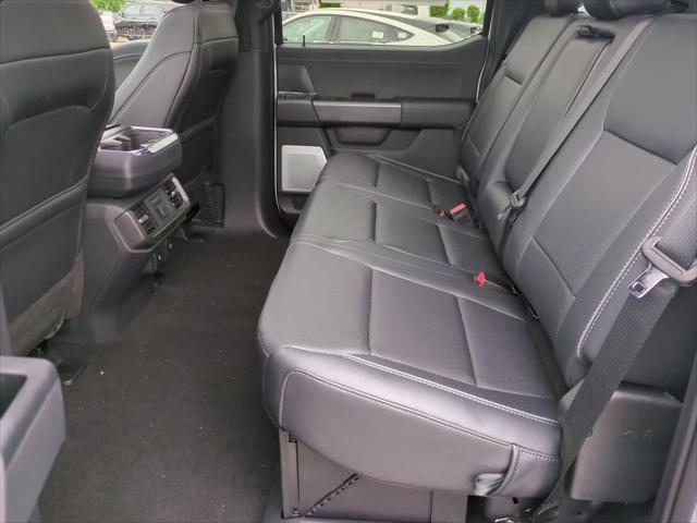 Photo of 2025 Oxford White Ford F-150
