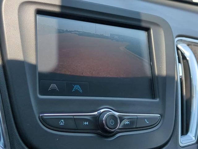 Photo of 2016 Black Chevrolet Malibu