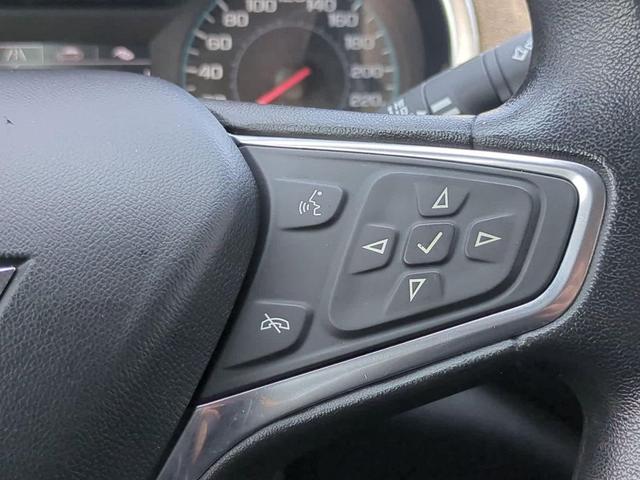Photo of 2016 Black Chevrolet Malibu