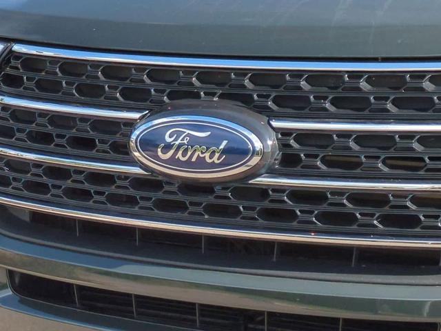 Photo of 2023 Forged Green Metallic Ford Explorer