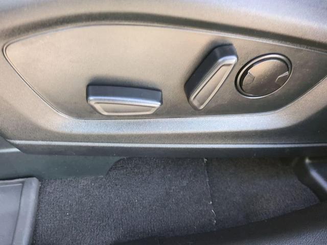 Photo of 2023 Forged Green Metallic Ford Explorer
