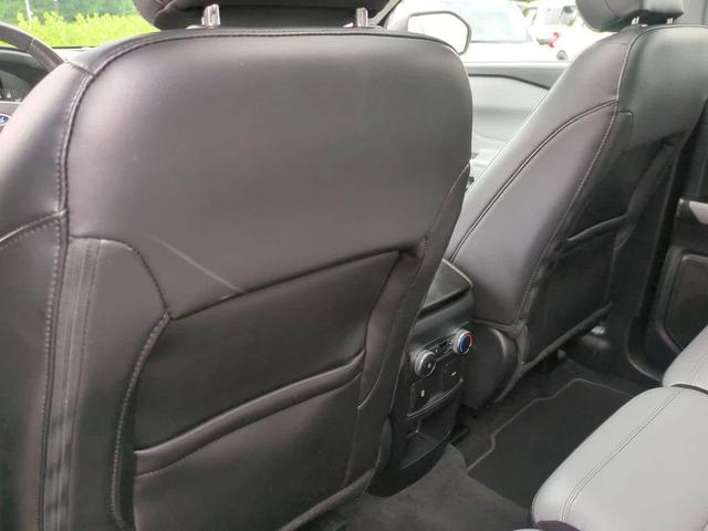 Photo of 2021 Oxford White Ford Explorer