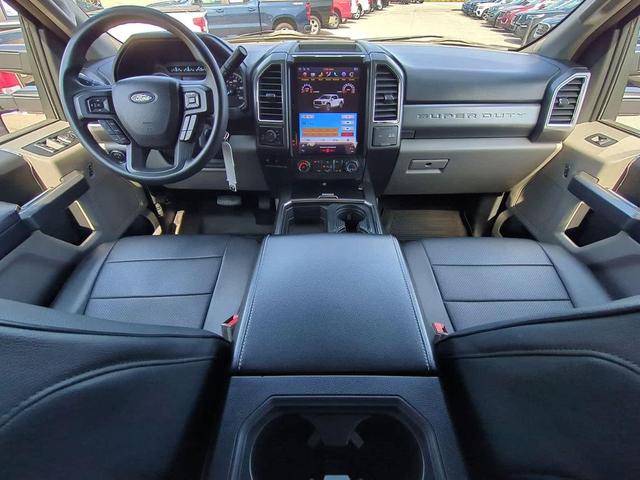 Photo of 2018 Oxford White Ford F-250
