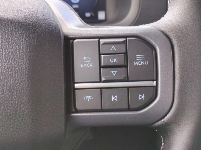 Photo of 2025 Space White Metallic Ford F-150