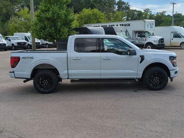 Photo of 2025 Space White Metallic Ford F-150