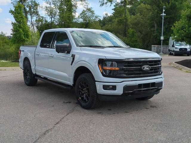 Photo of 2025 Space White Metallic Ford F-150