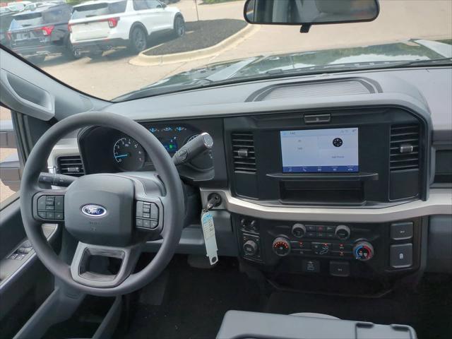 Photo of 2025 Agate Black Metallic Ford F-250