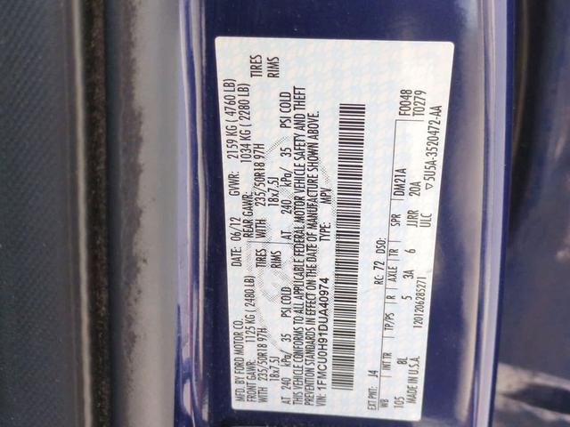 Photo of 2013 Deep Impact Blue Ford Escape