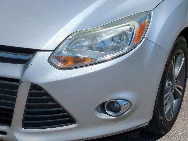 Photo of 2014 Ingot Silver Metallic Ford Focus