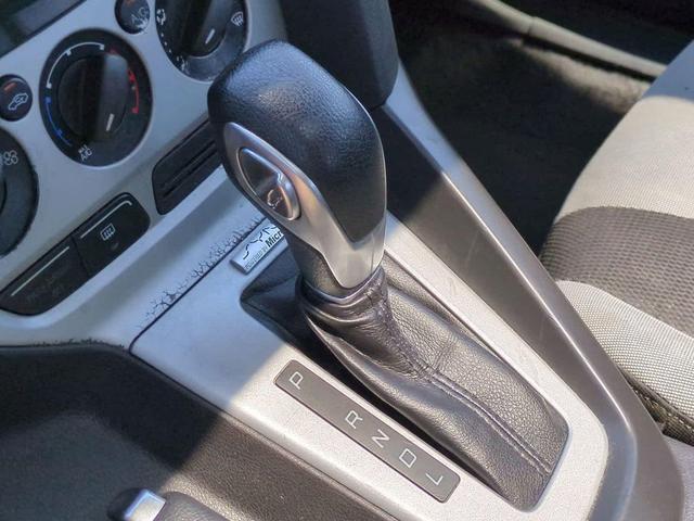 Photo of 2014 Ingot Silver Metallic Ford Focus