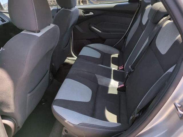 Photo of 2014 Ingot Silver Metallic Ford Focus