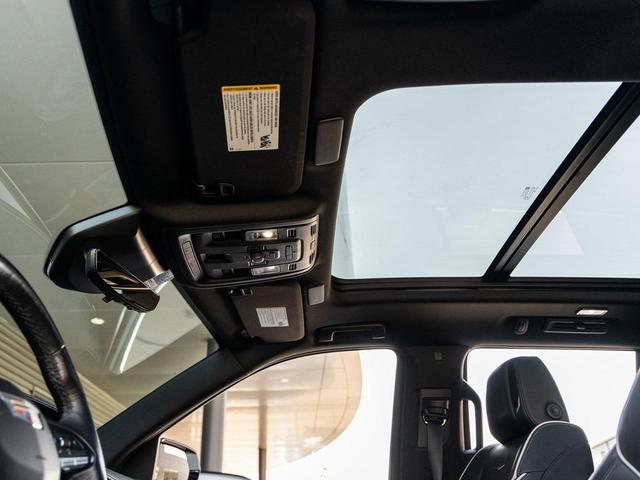 Photo of 2022 Crystal White Tricoat Cadillac Escalade