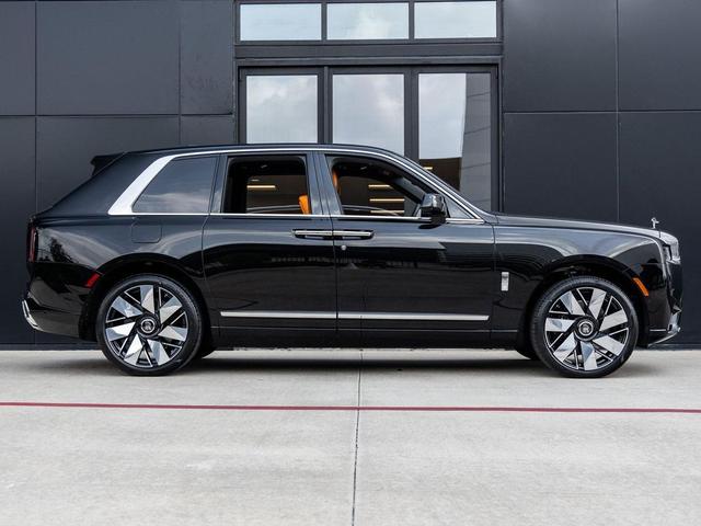 Photo of 2025 Black Diamond Rolls-Royce Cullinan