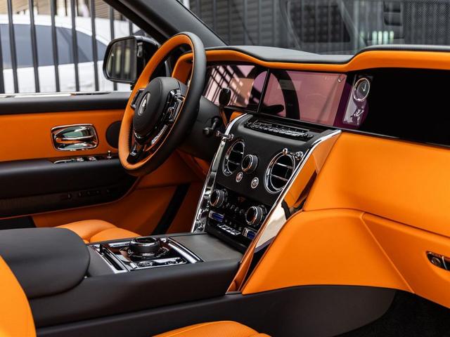 Photo of 2025 Black Diamond Rolls-Royce Cullinan