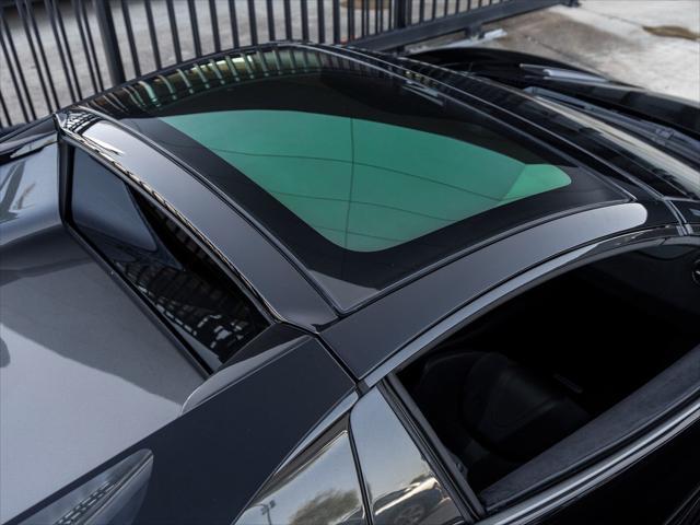 Photo of 2023 Onyx Black McLaren 720S