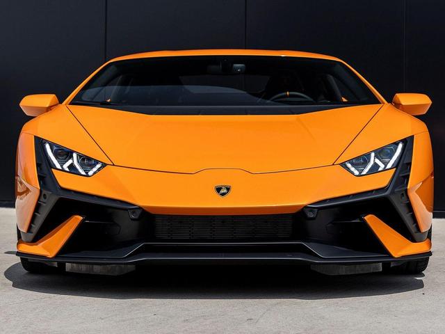 Photo of 2023 Arancio Borealis Metallic Lamborghini Huracan Tecnica