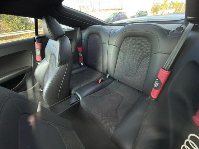 Photo of 2015 Ice Silver Metallic Audi TT