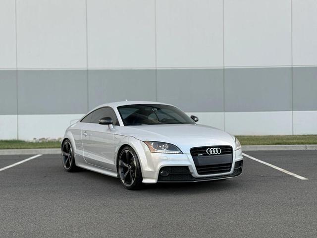 Photo of 2015 Ice Silver Metallic Audi TT