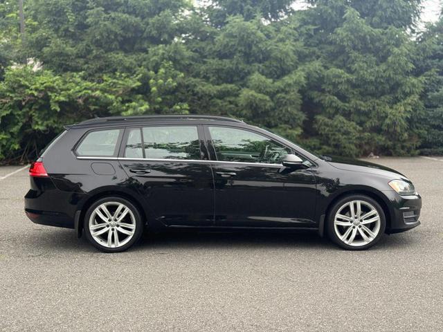 Photo of 2015 Black Volkswagen Golf SportWagen
