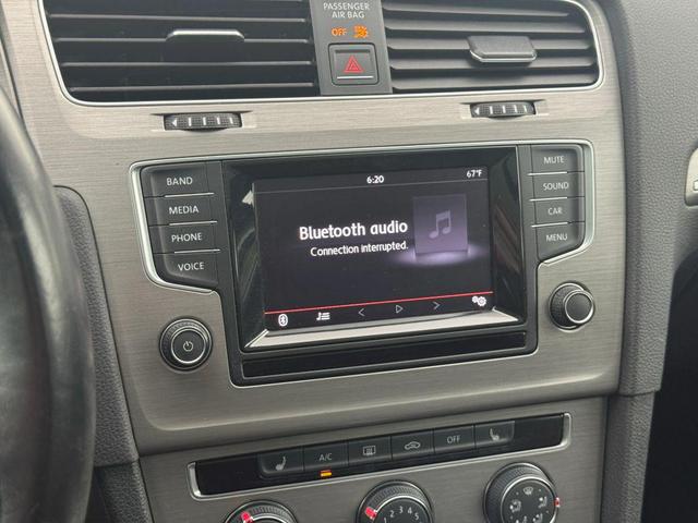 Photo of 2015 Black Volkswagen Golf SportWagen