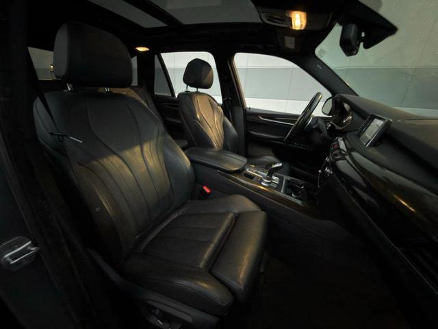 Photo of 2017 Gray BMW X5