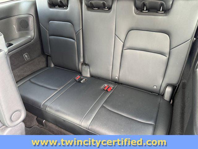 Photo of 2023 Super Black Nissan Pathfinder