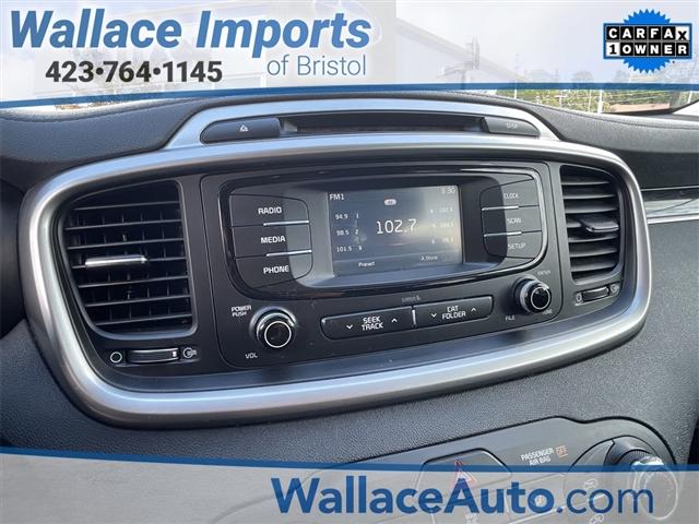 Photo of 2018 Remington Red Metallic Kia Sorento