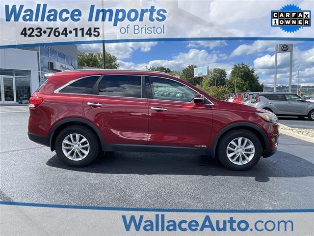 Photo of 2018 Remington Red Metallic Kia Sorento