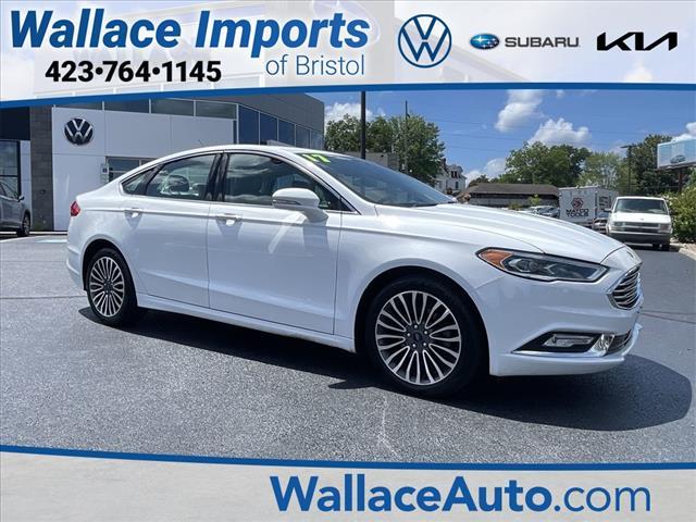 Photo of 2017 Oxford White Ford Fusion