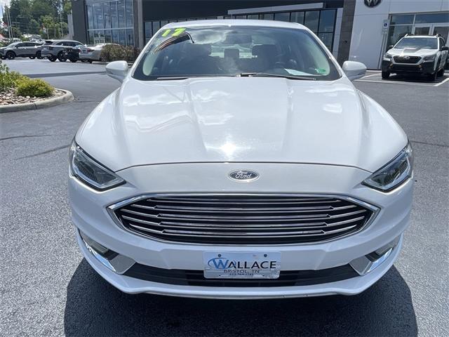 Photo of 2017 Oxford White Ford Fusion