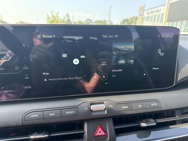 Photo of 2025 Snow White Pearl Kia K4