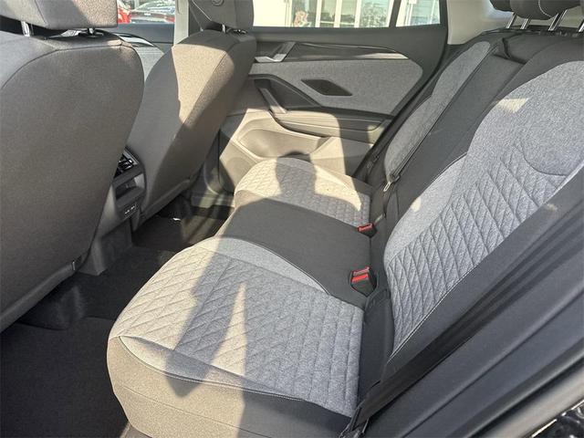 Photo of 2025 Deep Black Pearl Effect Volkswagen Tiguan