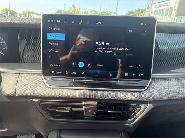 Photo of 2025 Deep Black Pearl Effect Volkswagen Tiguan
