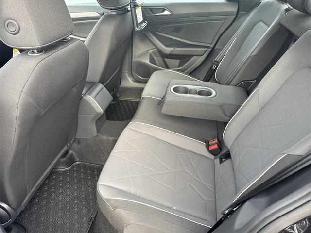 Photo of 2025 Deep Black Pearl Effect Volkswagen Jetta