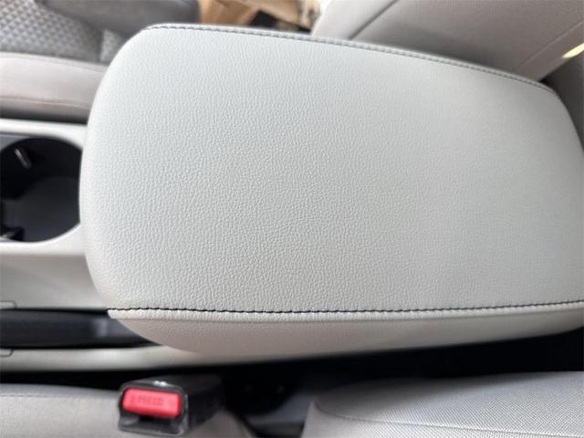 Photo of 2025 Snow White Pearl Kia Soul