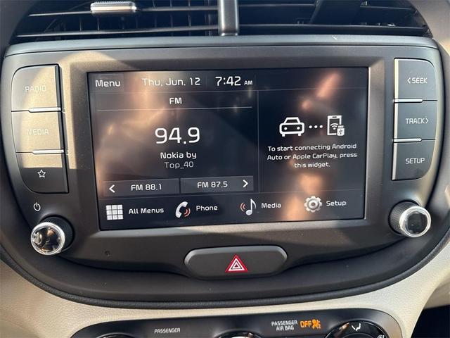 Photo of 2025 Snow White Pearl Kia Soul