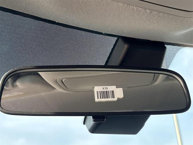 Photo of 2025 Snow White Pearl Kia Soul