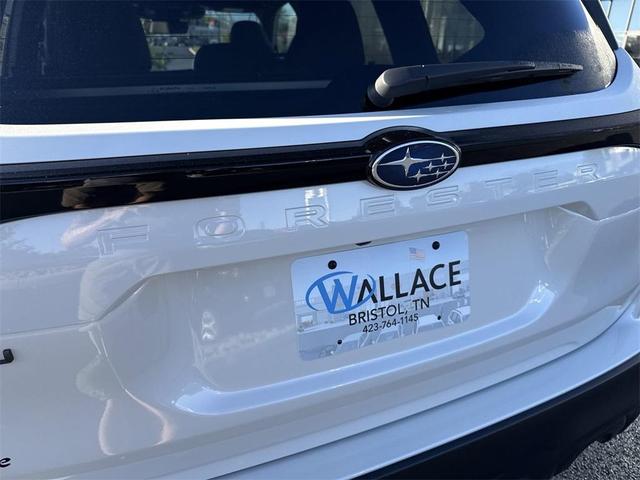 Photo of 2025 Crystal White Pearl Subaru Forester