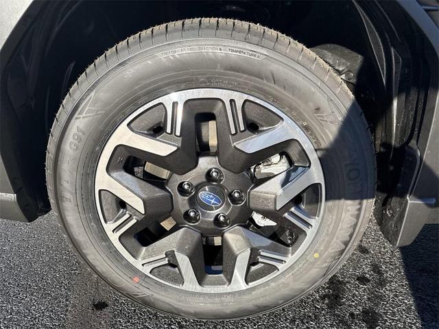 Photo of 2025 Crystal White Pearl Subaru Forester