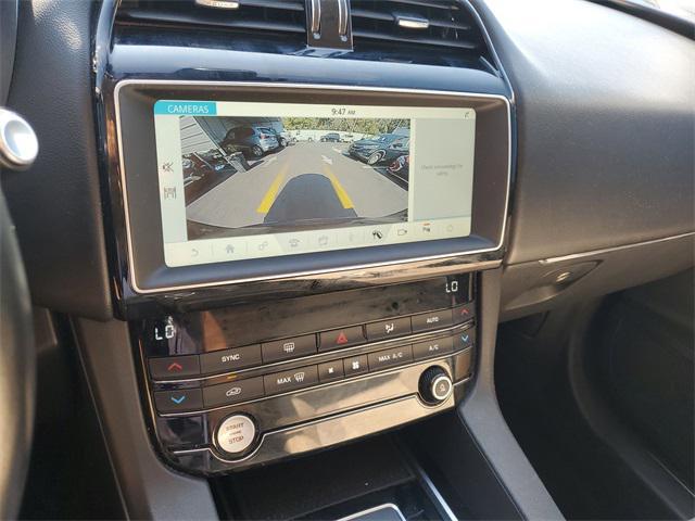 Photo of 2019 Black Jaguar F-PACE