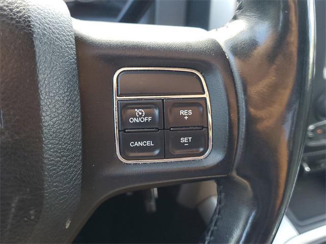 Photo of 2016 Granite Crystal Metallic Clearcoat RAM 3500