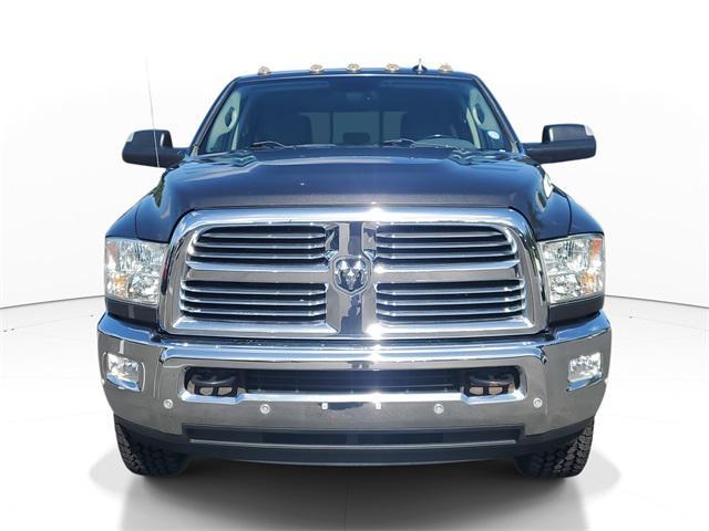 Photo of 2016 Granite Crystal Metallic Clearcoat RAM 3500