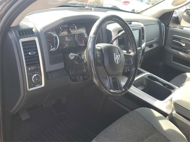 Photo of 2016 Granite Crystal Metallic Clearcoat RAM 3500