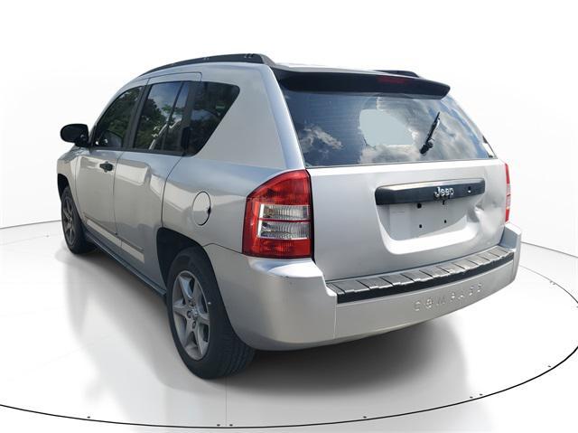 Photo of 2008 Bright Silver Metallic Clearcoat Jeep Compass
