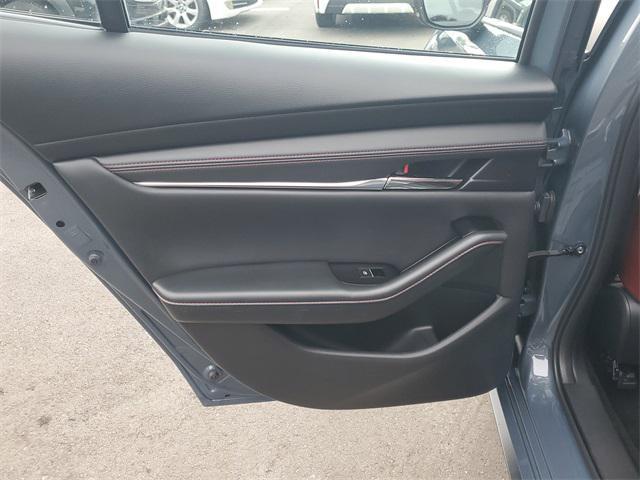 Photo of 2023 Polymetal Gray Metallic Mazda Mazda3