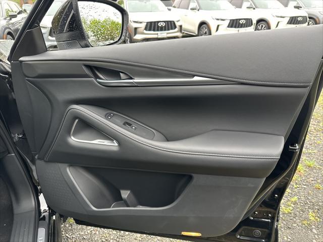 Photo of 2025 Mineral INFINITI QX60