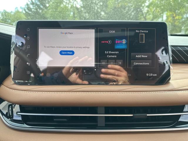 Photo of 2026 Radiant White/Black Obsidian INFINITI QX60