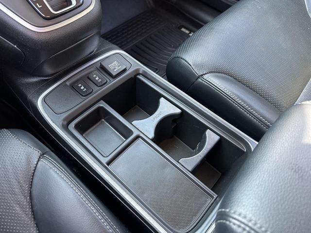 Photo of 2016 Modern Steel Metallic Honda CR-V